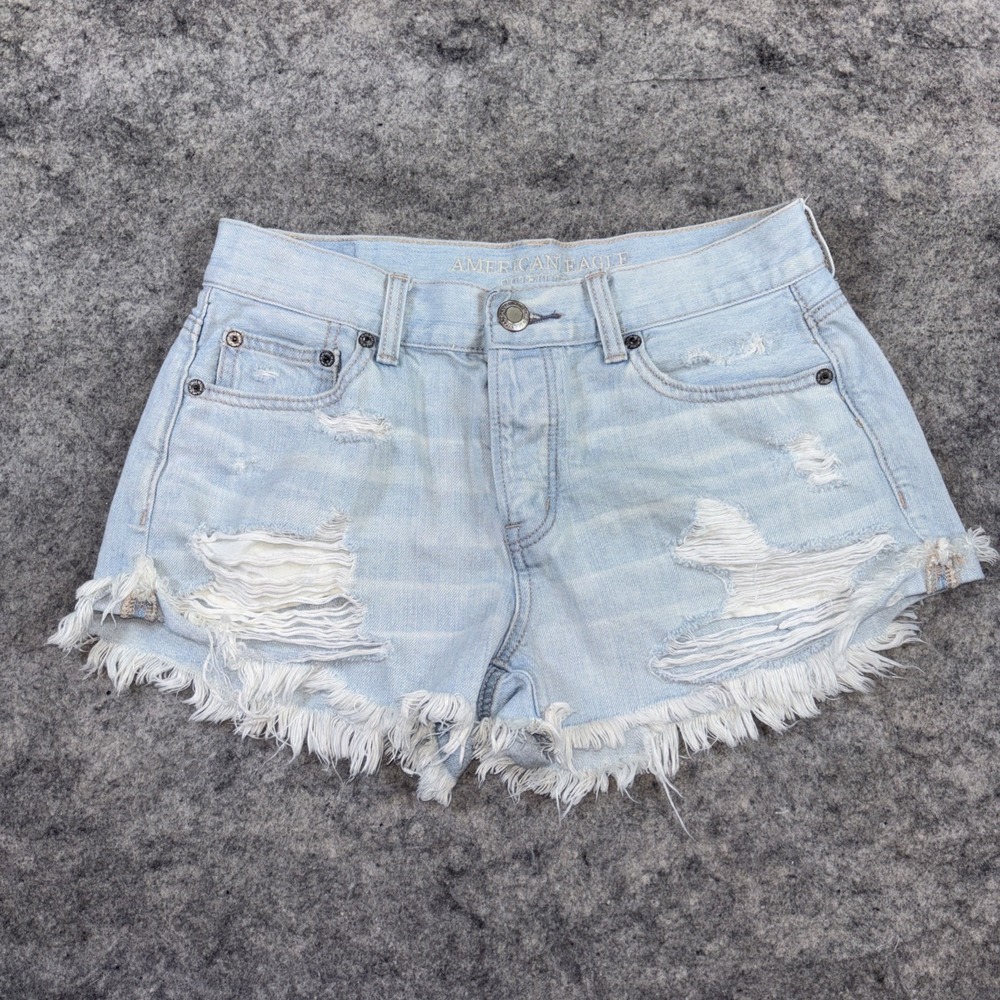 American Eagle Outfitters Denim Shorts‎ Women's 4 light Blue Tomgirl Shortie